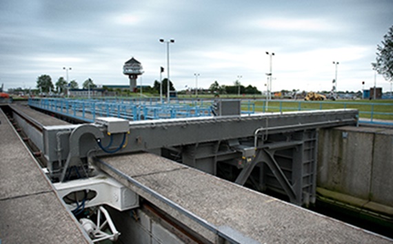 Lock in Krammersluis near Zeeland